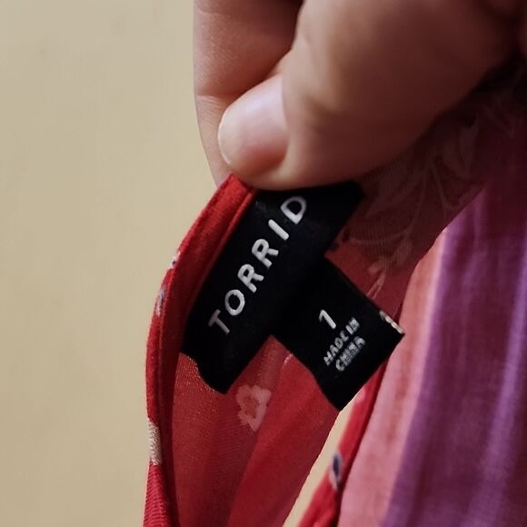Cute Torrid dress Size 1 - Picture 6 of 7